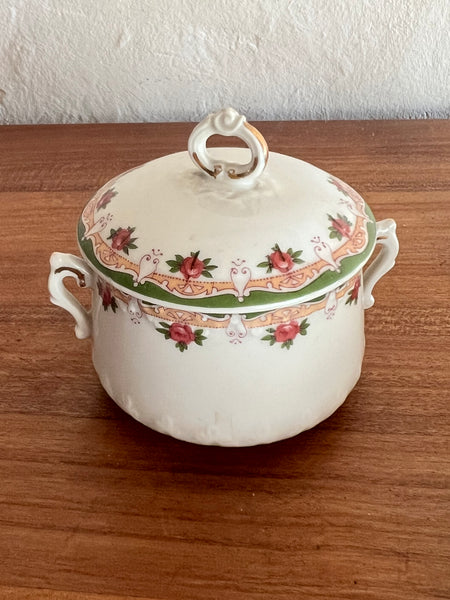 Pots à crème et leur plateau, porcelaine de Limoges. 1900