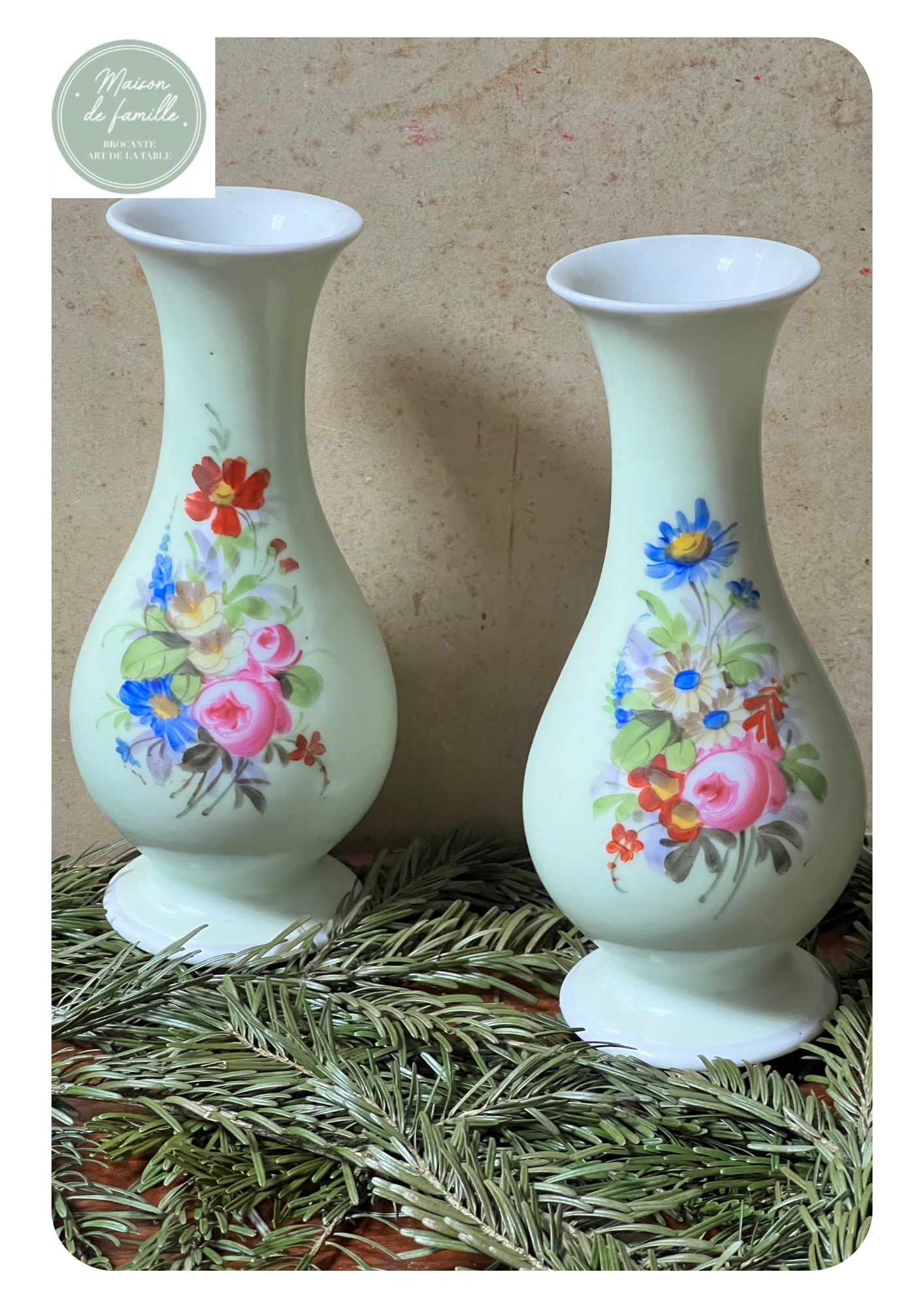 Pimprenelle2caps - Boutique de décoration - Coup de 🖤 Les vases sable blanc  🌞 disponibles à la boutique Pimprenelle 📍 Quel est votre vase préféré sur  cette photo ?