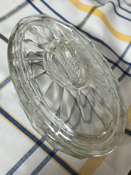 Beurrier ovale ancien en verre épais