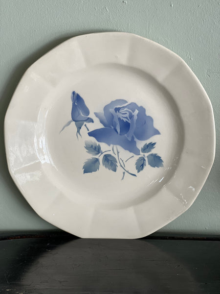 Assiettes plates, creuses ou à dessert, faience, Digoin Sarreguemines, "rose bleue"